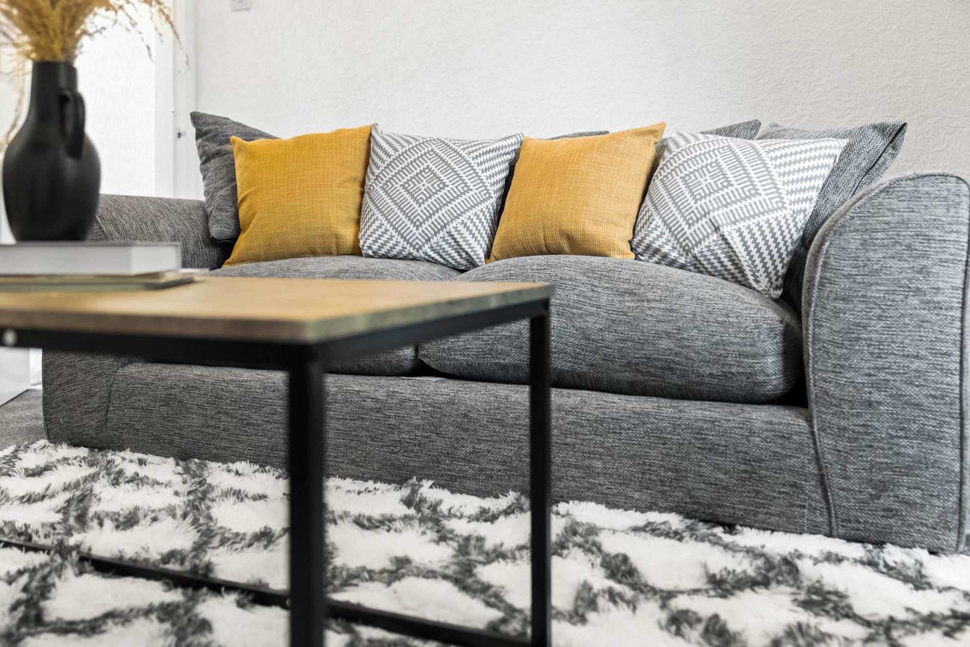 Stylish 3 Bedroom House - 6 Guests - Garden - Parking - Netflix - Wifi - 17M Μπέρμιγχαμ Εξωτερικό φωτογραφία